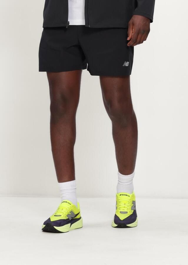 NEW BALANCE Heren Broeken Se Sh 5 In Zwart