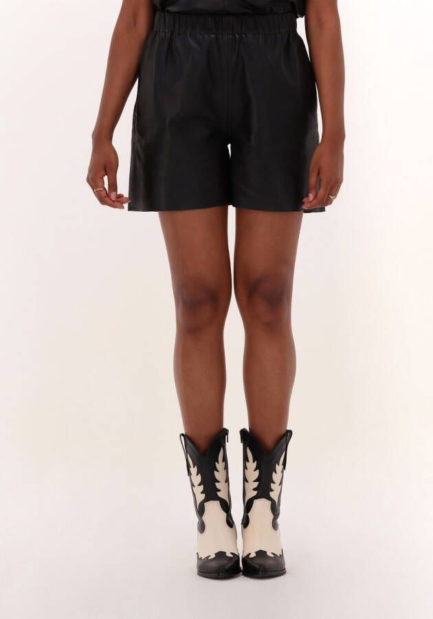 NOTES DU NORD Dames Broeken Debbie Leather Short Zwart