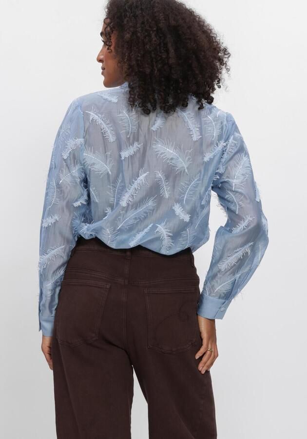 NUKUS Dames Blouses Aysha Blouse Feathers Lichtblauw - Foto 3