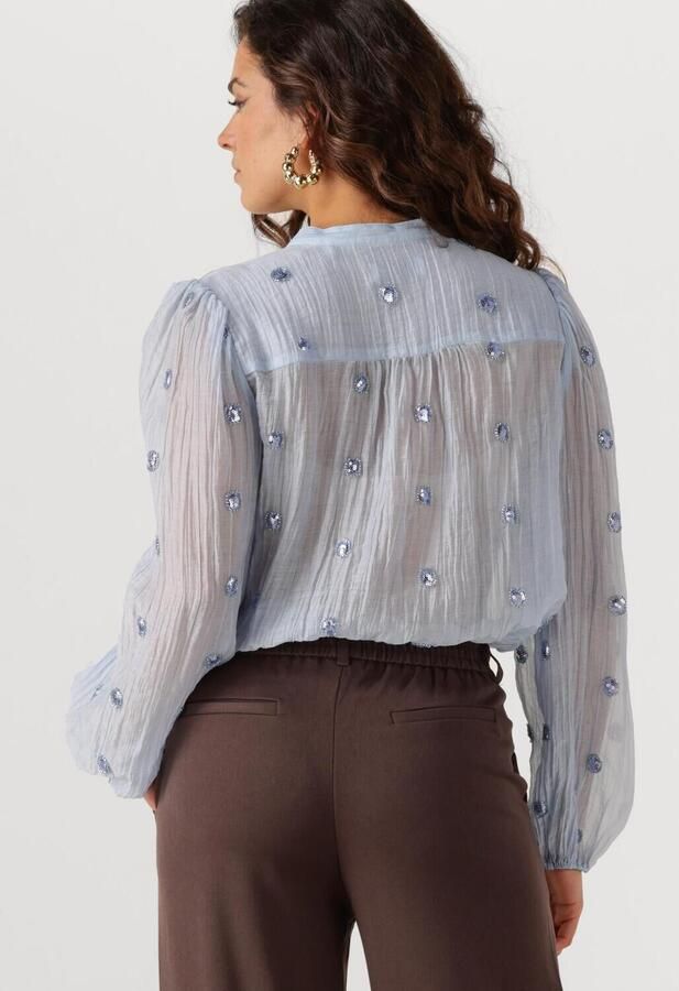 NUKUS Dames Blouses Rosan Blouse Embroidery Lichtblauw - Foto 2