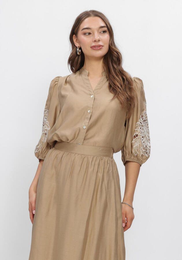 NUKUS Dames Blouses Rosie Blouse Embrodery Camel