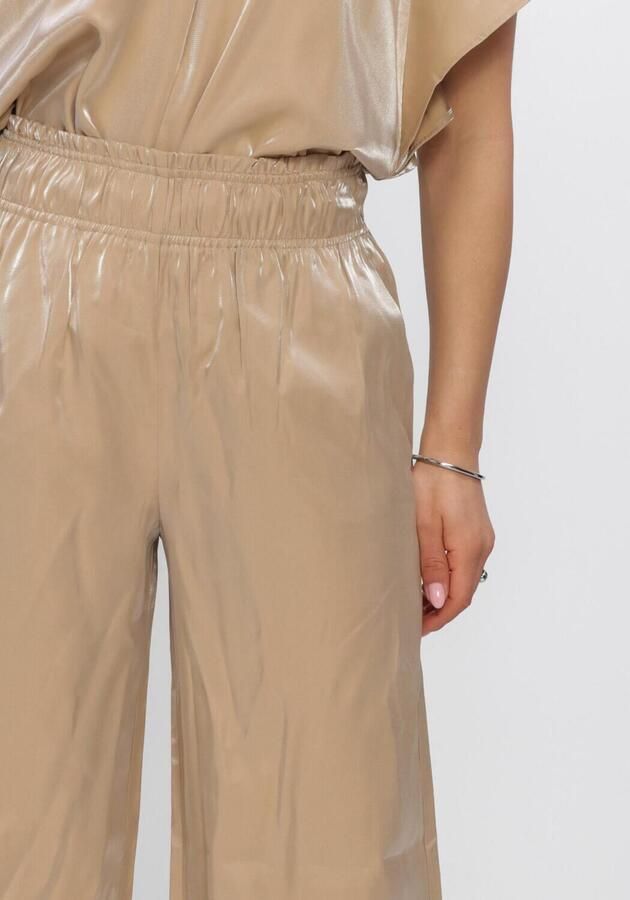 NUKUS Dames Broeken Rubi Pants Shiny Beige - Foto 3