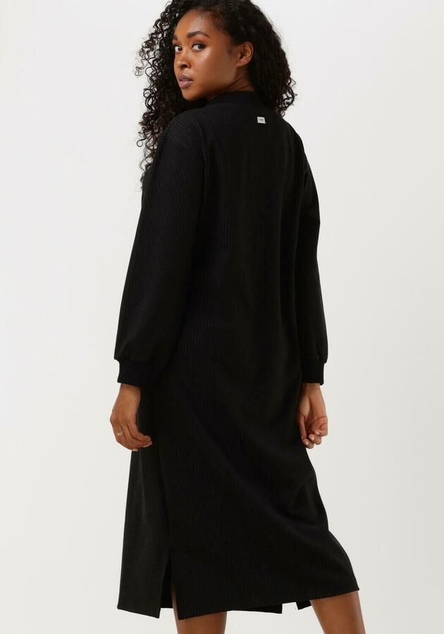 Penn&Ink N.Y Midi Jurk V-hals Donkerblauw Blue Dames