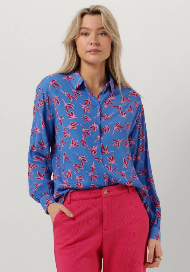 POM Amsterdam blouse Milly Fly Away Blue met all over print blauw rood roze