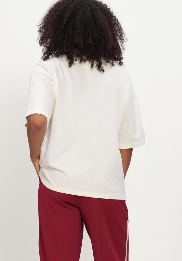 POM AMSTERDAM Dames Tops & T-shirts Tess You're Invited Creme - Foto 3