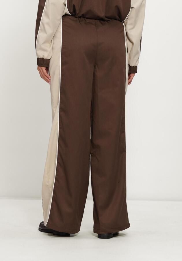 REFINED DEPARTMENT Dames Broeken Ladies Woven Sporty Wide Leg Pants Blakie Bruin - Foto 2