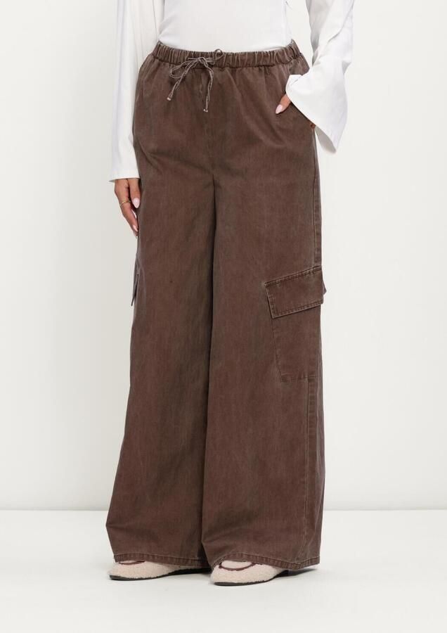 REFINED DEPARTMENT Dames Broeken Ladies Woven Washed Wide Leg Cargo Pants Mila Bruin