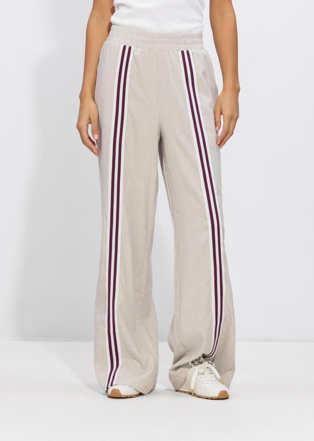 Refined Department wide leg regular waist broek ecru