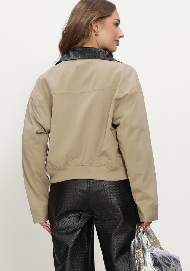 REFINED DEPARTMENT Dames Jassen Ladies Woven Bomber Jotti Beige - Foto 3