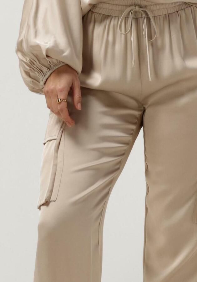 RESORT FINEST Dames Broeken Satin Cargo Pants Beige - Foto 2