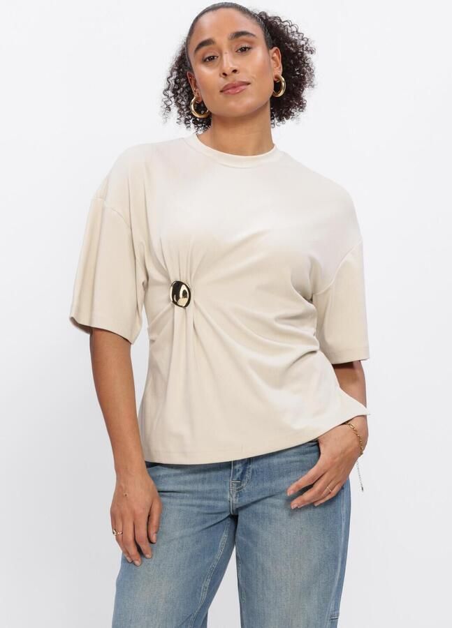 SECOND FEMALE Dames Tops & T-shirts Enora Brooch Tee Beige