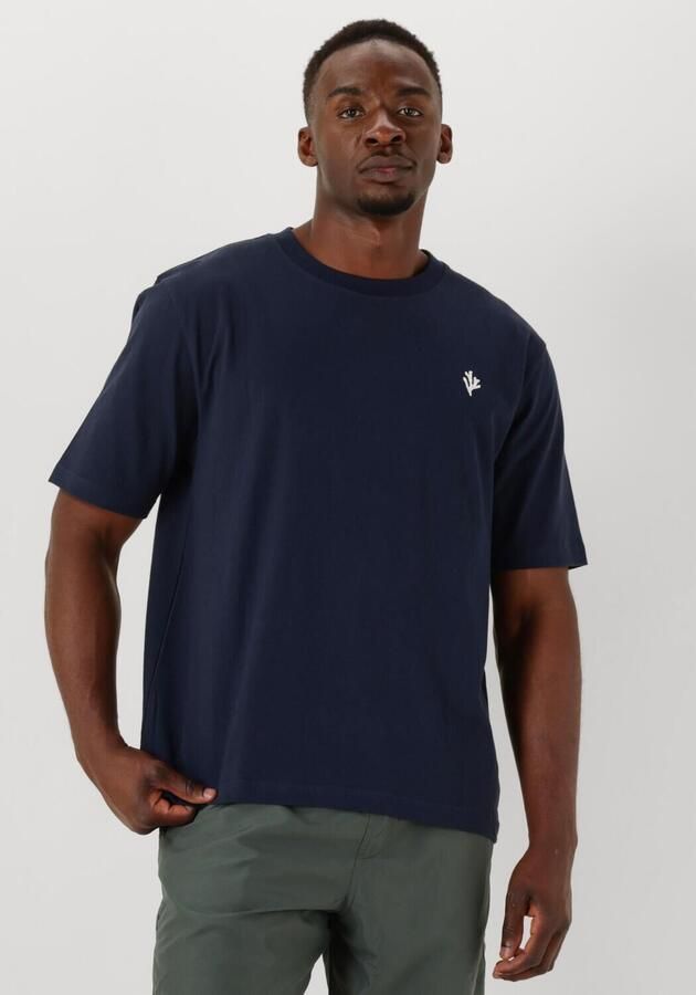 SHIWI Heren Polo's & T-shirts Men Finn Relaxed T-shirt Coral Logo Donkerblauw - Foto 4
