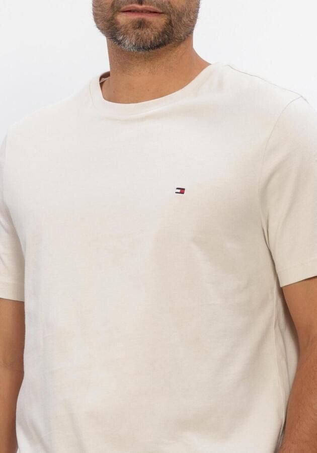 Tommy Hilfiger T-shirt ESSENTIAL REG FIT SOLID TEE met borduursel en ronde hals - Foto 3