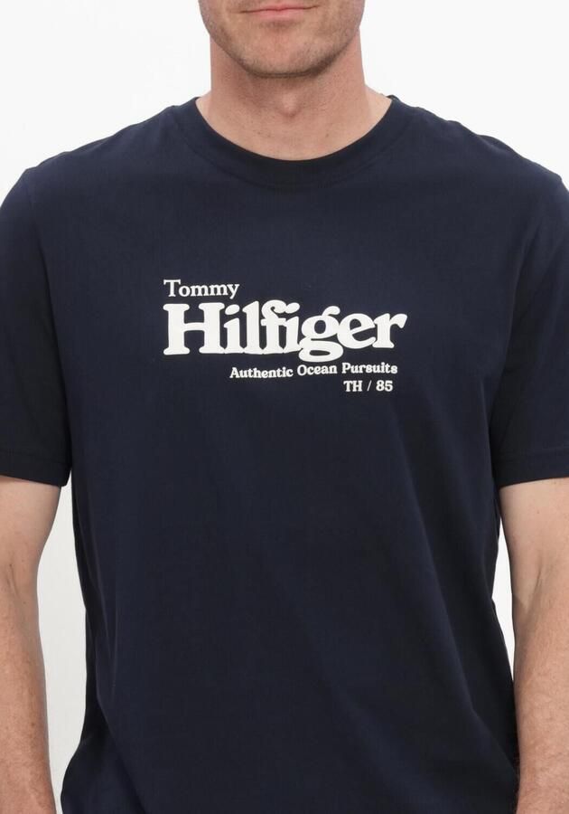 TOMMY HILFIGER Heren Polo's & T-shirts Nautical Chest Graphic Reg Tee Donkerblauw - Foto 4
