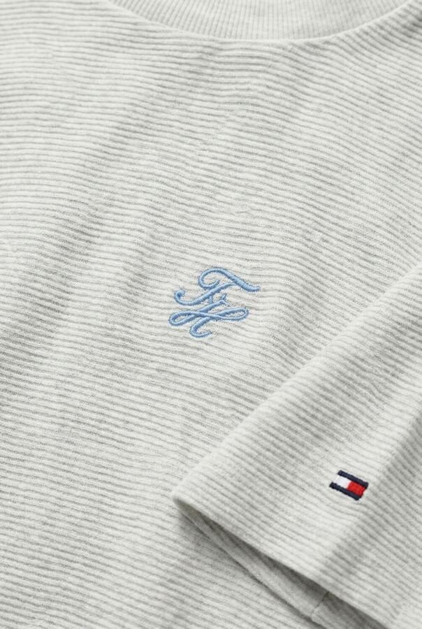 TOMMY HILFIGER Polo's & T-shirts Th Script Jersey Twill T-shirt Lichtgrijs - Foto 2