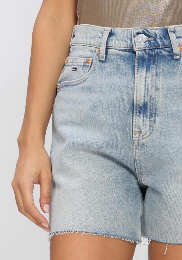 Tommy Jeans regular fit korte jeans van katoenmix model 'MOM SHORT' - Foto 4