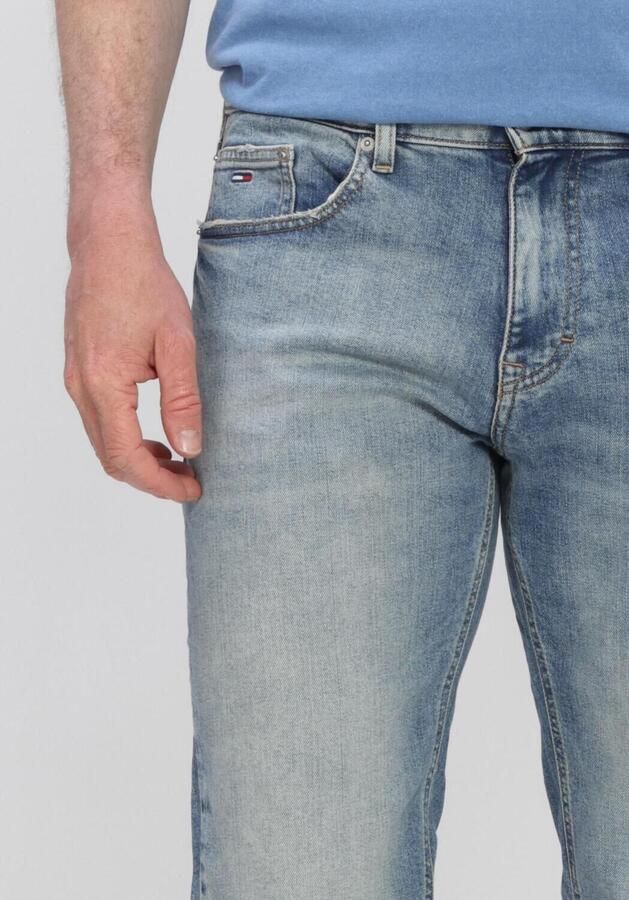 Tommy Jeans slim fit jeans van katoenmix model 'SCANTON SLIM' - Foto 3