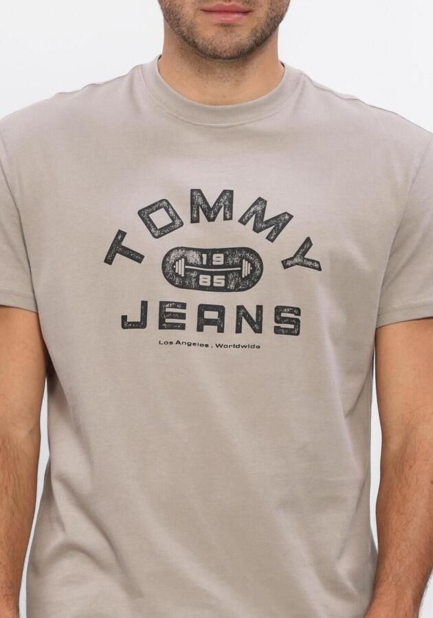 TOMMY JEANS Heren Polo's & T-shirts Tjm Reg Tj Gym Ss Tee Ext Zand - Foto 3
