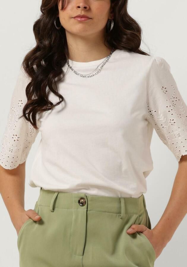 Y.A.S Shirt met korte mouwen YASLEX SS TOP W. EMB SLEEVES S. NOOS (Korte mouw met ajourborduurwerk ronde hals normale pasvorm) - Foto 4