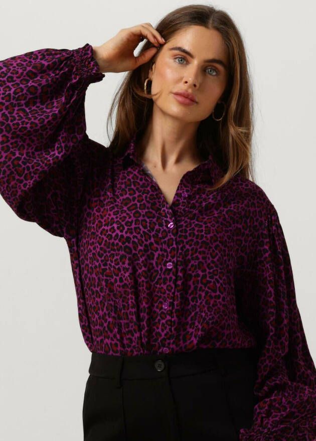 Ydence blouse Alyssa met panterprint en ruches paars donkerrood