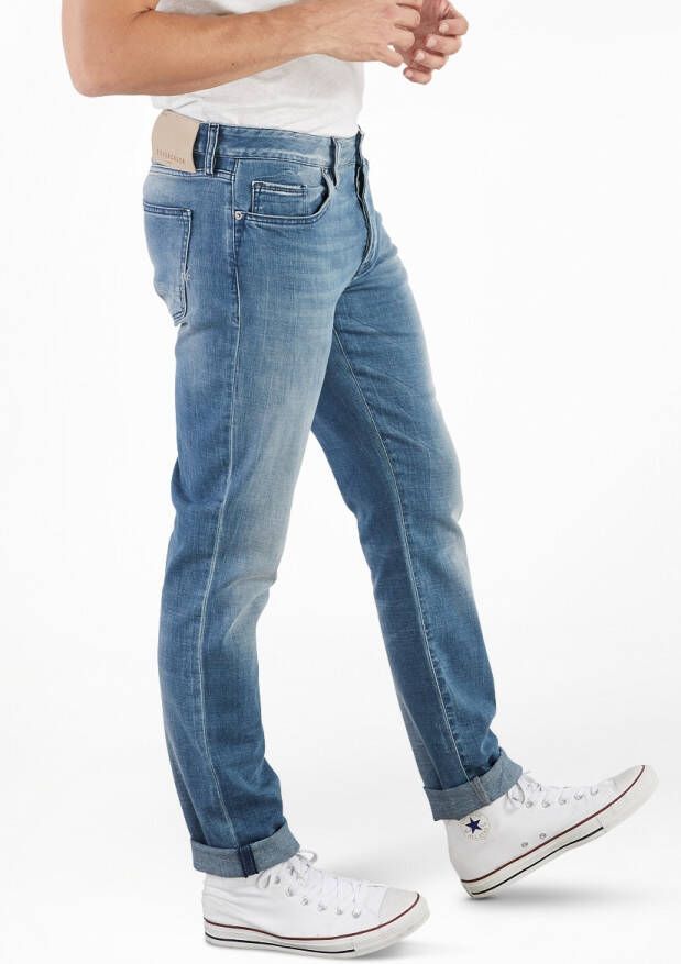Silvercreek Porter Slim Tapered Jeans