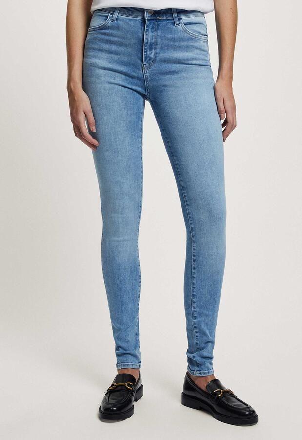 Silvercreek Doris Super Skinny Jeans