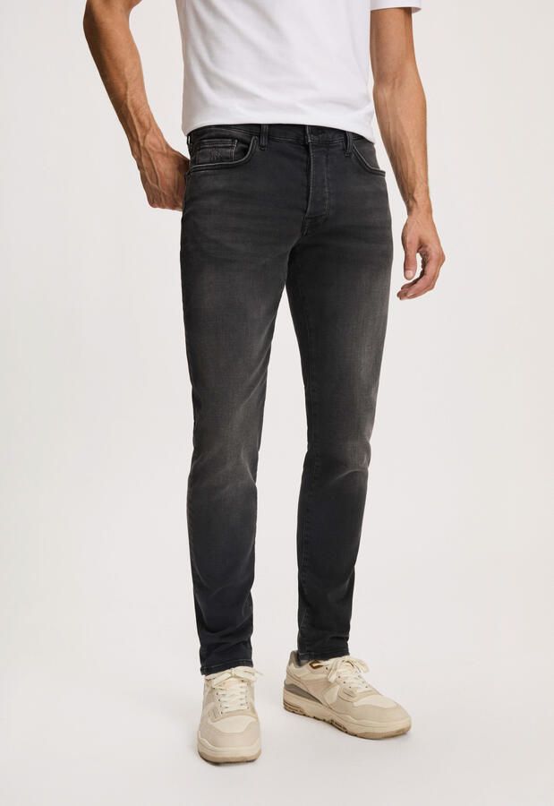 Silvercreek Porter Slim Tapered Jeans