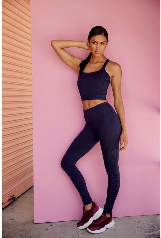 Active by Lascana Crop-top Met gekruiste bandjes Sporttop met gekruiste bandjes en ronde hals - Foto 8