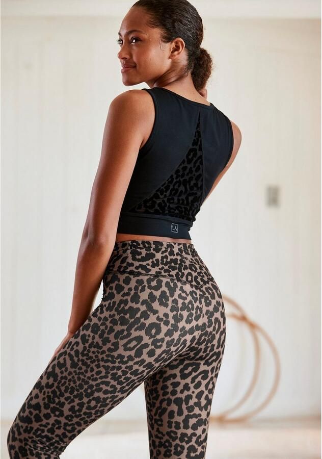 Active by Lascana Functioneel shirt met een meshinzet en luipaardmotief - Foto 8