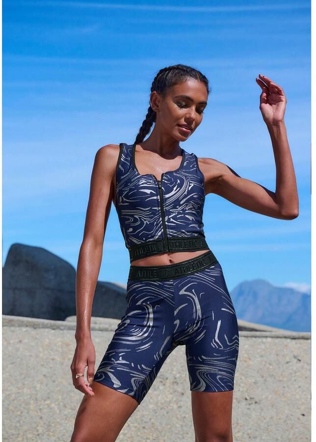 Active by Lascana Functionele short FIETSBROEKJE met glanzende 3d-opdruk in de taille