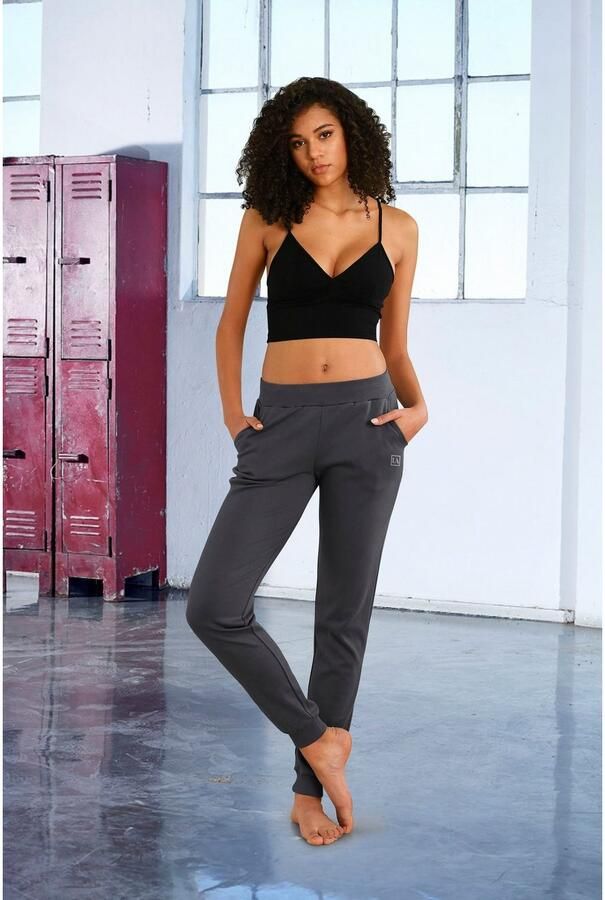 Active by Lascana Joggingbroek in een smal model met boord - Foto 5