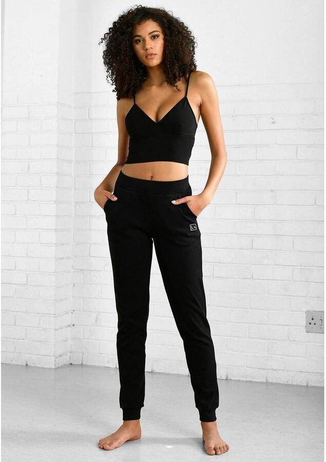 Active by Lascana Joggingbroek in een smal model met boord