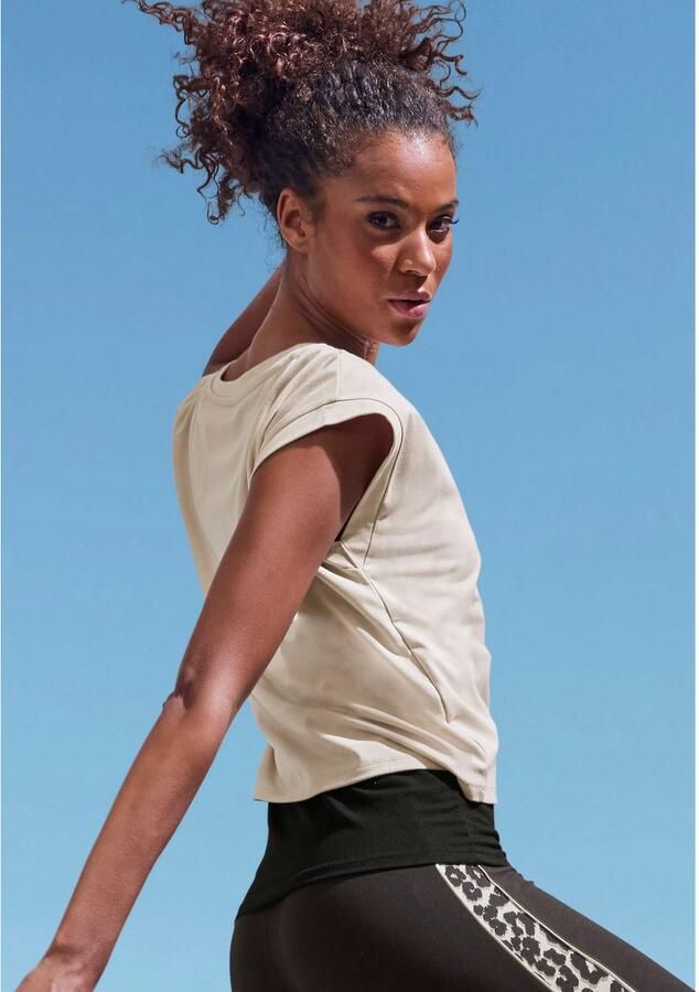 Active by Lascana Layer-shirt 2-in-1 t-shirt in laagjesdesign - Foto 7