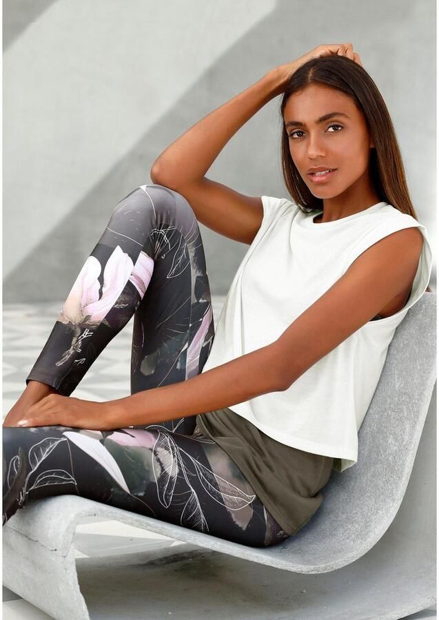 Active by Lascana Legging Tropical met abstracte bloemenprint loungewear