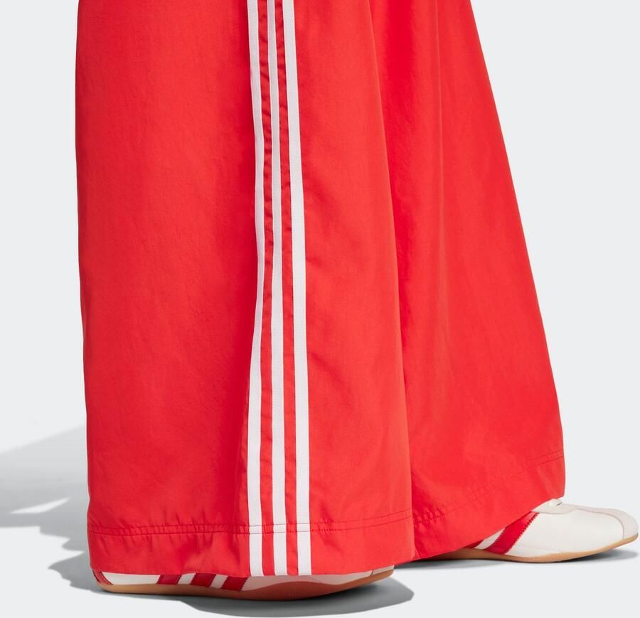 Adidas Originals Firebird Oversized Trainingsbroeken Women rood Maat XS Kleding