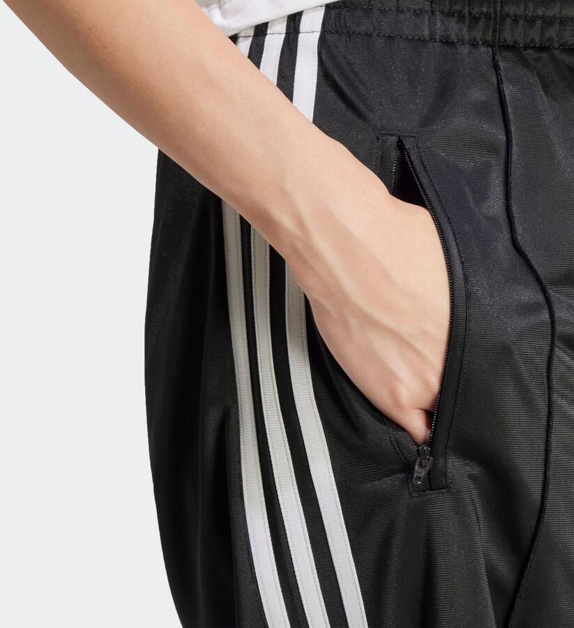 Adidas Originals Firebird Loose Trainingshose Women Trainingsbroeken zwart Maat XS Kleding