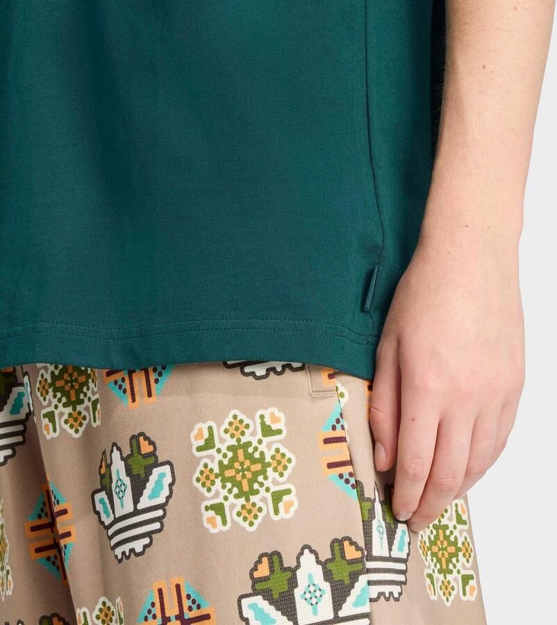 Adidas Originals T-shirt met borstzak en labelstitching