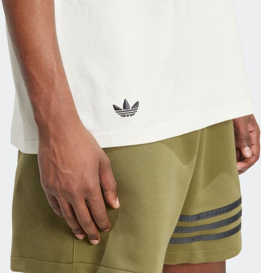 Adidas Originals Regular fit T-shirt met logostitching model 'Neu'