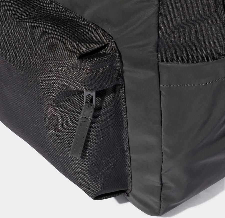 Adidas Originals Essential Reflective Backpack Unisex Rugzakken zwart Maat ONE SIZE Accessoires