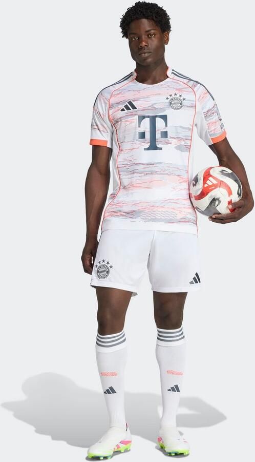 Adidas Korte Broek Short Extérieur Bayern Munich 2025 26 - Foto 6
