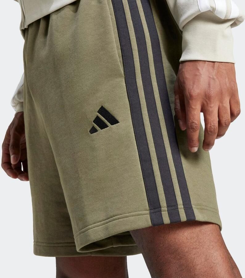 Adidas Sportswear Sweatshorts met labelstitching en elastische band