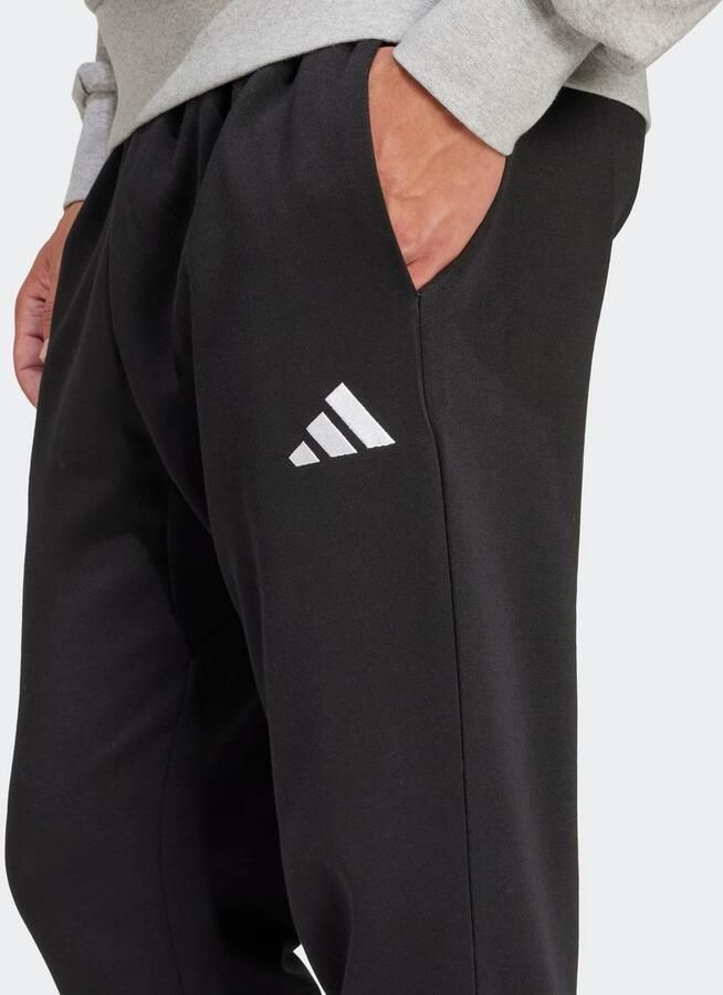Adidas Sportswear Regular fit sweatpants met logostitching model 'FEELCOZY' - Foto 2