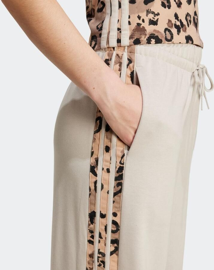 Adidas Sportswear Sportbroek W AOP FT PT Los gesneden met wijde pijp dierenprint-details (1-delig) - Foto 2