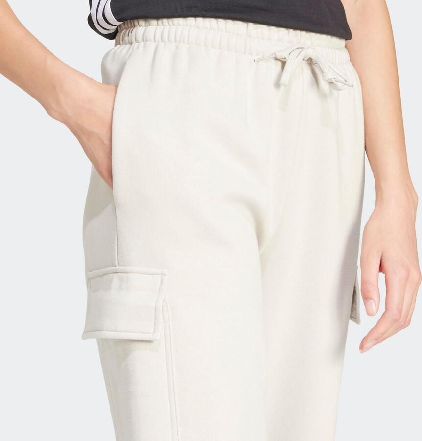 Adidas Sportswear Sportbroek W LIN FL CARGO Cargobroek met zachte binnenkant regular fit hoge tailleband (1-delig)