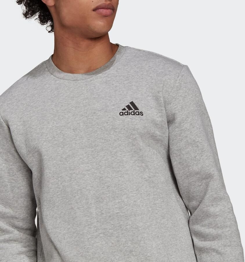 ADIDAS SPORTSWEAR Sweatshirt met labelstitching model 'FEELCOZY'