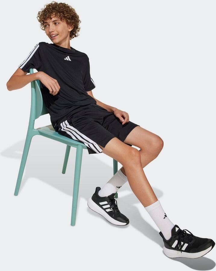 Adidas Sportswear T-shirt J TR-ES 3S TEE - Foto 2