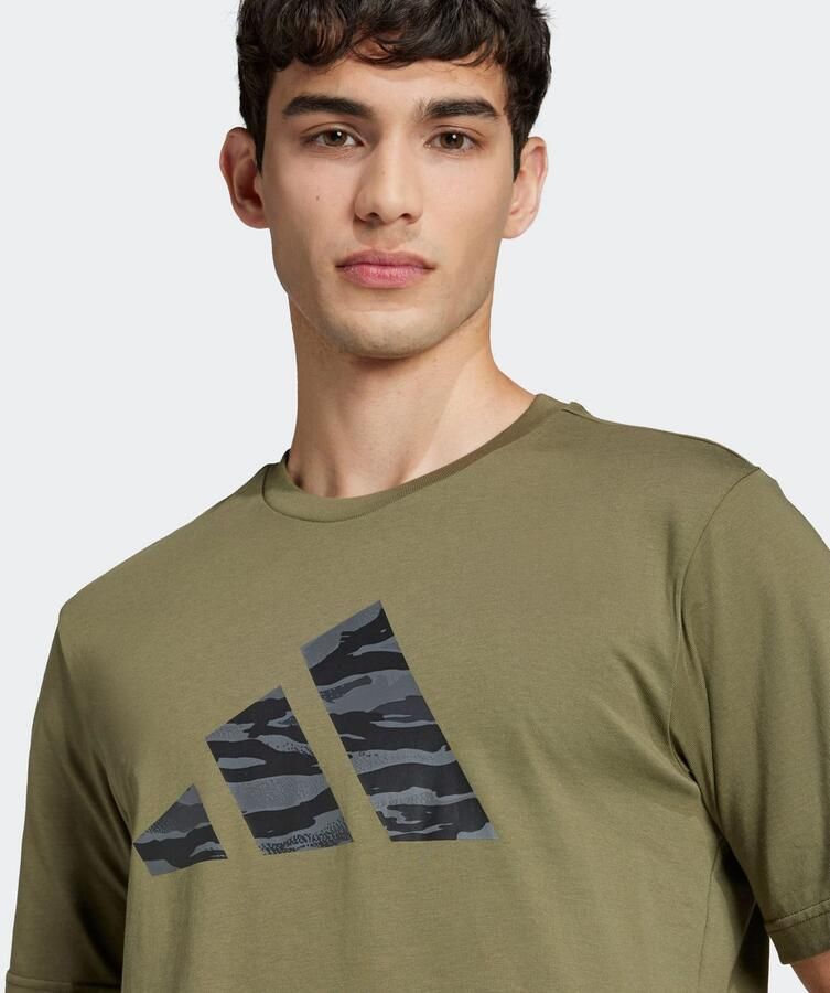 Adidas Sportswear T-shirt M C CAMO LOGO T