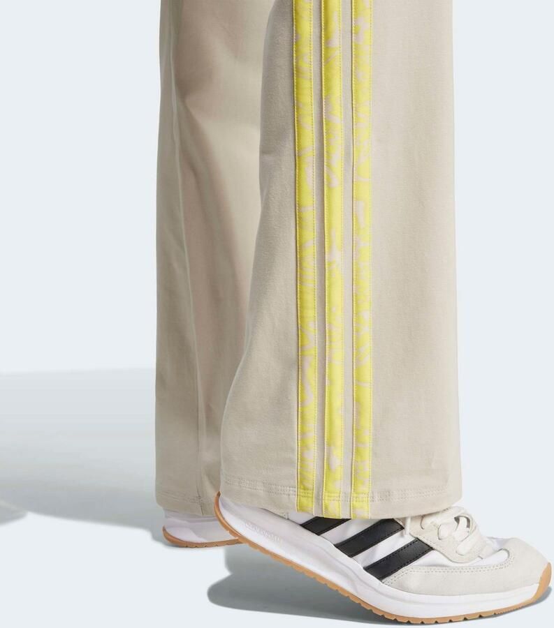 Adidas Sportswear Trainingstights W AOP FLARE LEG (1-delig) - Foto 2