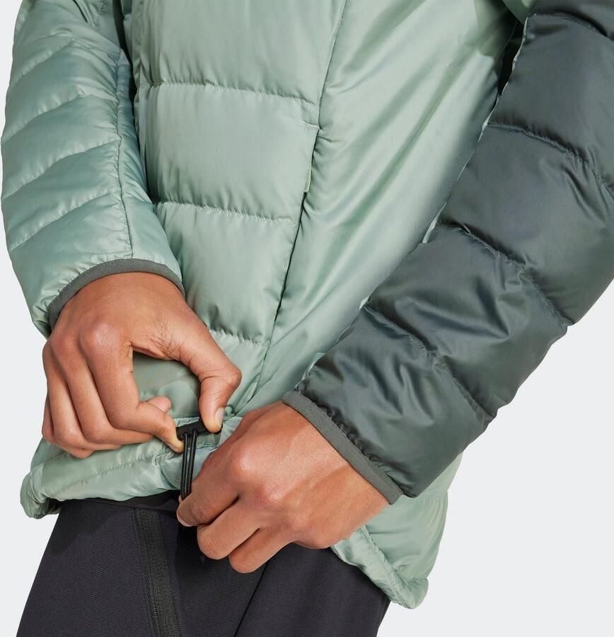 Adidas Terrex Multi Light Donsjack met Capuchon