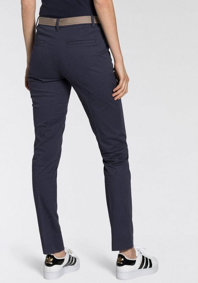 AJC Chino in een vlot model met contrastkleurige riem (2-delig) - Foto 3